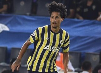 Fenerbahçe’de ayrılık; Bir oyuncunun sözleşmesi tek taraflı fesh edildi