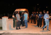 2 çocuk annesi kadın kocası tarafından 20 bıçak darbesiyle öldürüldü