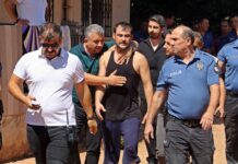 Eşi ve çocuklarını bıçakla rehin alan şahıs,polise; “Karakola götüre götüre evde bıçak kalmadı” dedi