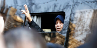 Aralarında eski veliaht prens Rıza Pehlevi’nin de bulunduğu bir gurup aydın “Kadın Devrimi, Yaşam, Özgürlük” başlıklı bildiriye imza attı.