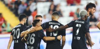 Antalyaspor’u deplasmanda farklı yenen Adana Demirspor liderliğe yükseldi