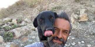 Bu sevgi örnek olmalı; Her gün 450 sokak köpeğine 5 saatini ayırıyor