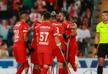 Milliler, galibiyetle başladı