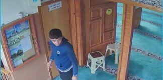 Camiye giren hırsız, önce kek yedi meyve suyu içti, ardından para kutusunu çaldı!