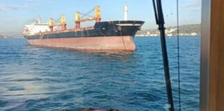 İstanbul Boğazı gemi arızası nedeniyle geçici olarak trafiğe kapatıldı.