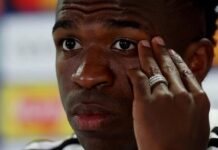 Real Madrid’li Vinicius’a canlı yayında ırkçı saldırı: ”Samba oynayacaksa bunu Brezilya’da yapmalı, maymunluğu bırakmalı.”