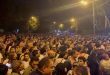 Ermenistan sokaklarında Paşinyan’ın istifa sesleri