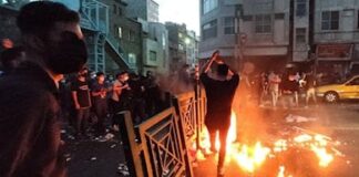 İran’da rejim aleyhtarı gösterilere ölü sayısı 50’yi aştı