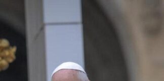 PAPA FRANCESCO RAHİP VE RAHİBELERİN BiLE PORNO iZLEMESiNDEN ŞiKAYETÇi!