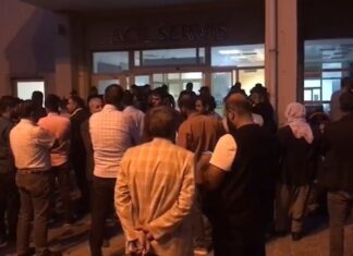 Şanlıurfa’da okul önünde 2 öğrencinin ölümüne , 13 kişinin de yaralanmasına yol açan silahlı çatışma!