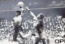 ‘TANRININ ELİ’ DİYE GÖLÜ GÖRMEYEN HAKEMİN 36 YIL SONRA GÖZÜ AÇILDI! O TOPU SATIYOR!