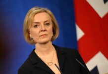 45 GÜN DAYANABİLDİ; LİZ TRUSS İSTİFA ETTİ