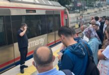 Marmaray’ın Yenikapı istasyonunda intihar… Seferler tek hattan yapılıyor.