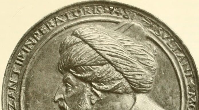 FATİH SULTAN MEHMET’İ ‘BİZANS İMPARATORU’ OLARAK GÖSTEREN MADALYONUN BİRİ TÜRKİYE’DE