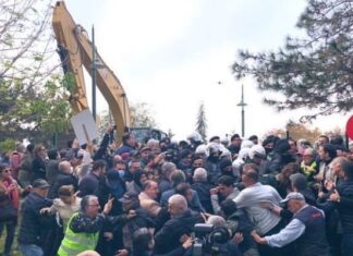 Yürütmeyi durdurma kararına kaymakamlık itiraz etti; Kemer Country’deki yıkım tekrar başladı.