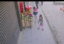 📽️SAĞLIĞINA DÜŞKÜN HIRSIZ; ÇALDIĞI ZEYTİNYAĞININ ‘SON KULLANMA TARİHİ’Nİ KONTROL ETTİ!