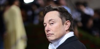 Elon Musk: Özgürlüğünüzü geri vermek için parti kurdum