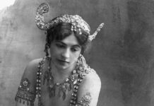 DİJİTAL MATA HARİ, RUS ASKERLERİ FLÖRT OYUNUYLA TUZAĞINA ÇEKTİ!