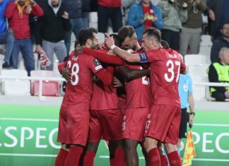 Cluj’u farklı mağlup eden Sivasspor gruptan çıkmayı garantiledi