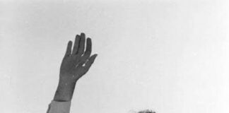 📷Eski Başbakan Bülent Ecevit vefatının 14. yıl dönümünde anılıyor.