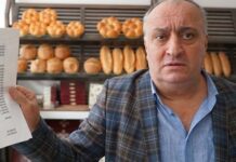 Ekmek Üreticileri Sendikası Başkanı Cihan Kolivar gözaltına alındı.