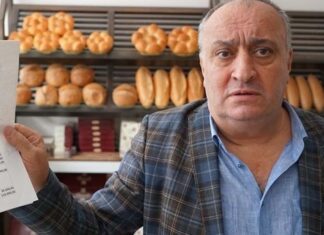 Ekmek Üreticileri Sendikası Başkanı Cihan Kolivar gözaltına alındı.