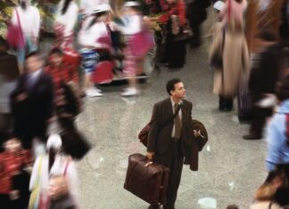 📽️ Tom Hanks’in oynadığı The Terminal filmine esin veren İranlı mülteci Nasseri hayatını kaybetti.