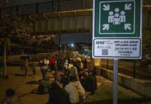 Profesör Görür; “Kuzey Anadolu Fay Hattı’na bağlanan hat henüz kırılmadığı için bu kesim riskli bölge olarak düşünülmelidir”