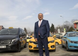 “Taksi toplu taşımadan ucuz; Taksi tarifesi artmalı”
