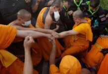 Tayland’da bir budist tapınağındaki din adamları uyuşturucudan gözaltına alındı; Tapınak rahipsiz kaldı