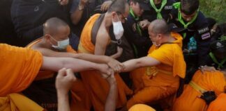 Tayland’da bir budist tapınağındaki din adamları uyuşturucudan gözaltına alındı; Tapınak rahipsiz kaldı