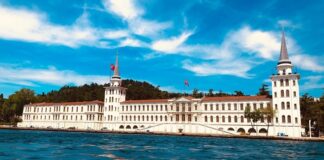 15 Temmuz sonrası kapatılan Kuleli Askeri Lisesi yeniden eğitime başladı