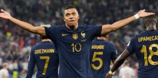 Danimarka’yı Mbappe ile deviren Fransa turladı