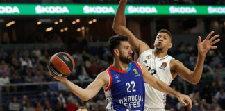 Anadolu Efes, Madrid deplasmanında kaybetti