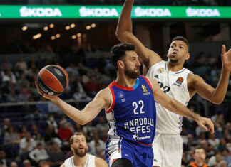 Anadolu Efes, Madrid deplasmanında kaybetti