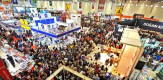 Tüyap Kitap Fuarı 3 Aralık Cumartesi günü İstanbul’da başlıyor; Fuarın bu yıl onur konuğu yazar Nazlı Eray.