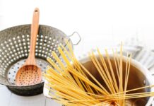 Yüzyılın Davası! Paketinde ‘3.5 Dakikada Pişer’ yazan makarna o sürede pişmeyince dava açtı!