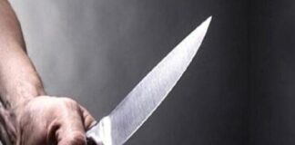 İki ‘kocaman’ öğretmen birbirlerini bıçakla ‘sınava’ tabi tuttu!