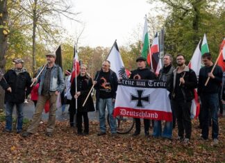 📽️Hitler hortladı! Almanya’da darbe yapmak isteyen aşırı sağcılara operasyon!