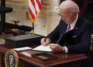 Biden, eşcinsel evlilikleri yasal güvence altına alan ‘Evliliğe Saygı’ başlıklı yasayı imzaladı.