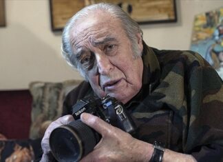 İstanbul’da hayatını kaybeden Türkiye’nin ilk savaş muhabirlerinden Ergin Konuksever, toprağa verildi