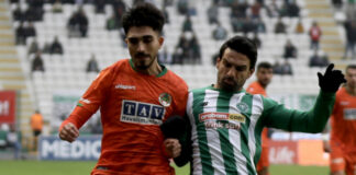 Konya’da dört gollü maçın kazananı yok!