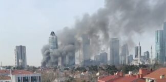 İstanbul Metro City AVM’de yangın!