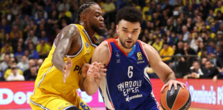 Anadolu Efes, Maccabi Tel Aviv deplasmanından eli boş dönüyor!