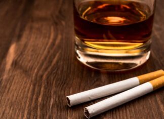 8 yıla kadar hapis cezası da var. Tütün ve alkol yasası yürürlüğe girdi