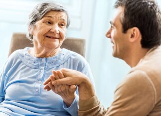 Alzheimer’de sona doğru mu? ABD’de hastalığı yavaşlattığı görülen ilaç onaylandı.