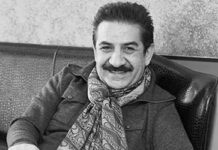 Türk halk müziği sanatçısı Burhan Çaçan hayatını kaybetti.