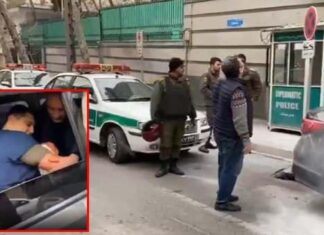 İran’daki Azerbaycan Büyükelçiliğine saldırı: Güvenlik şefi öldü
