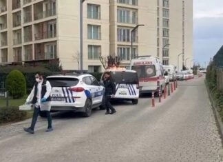 İstanbul Sancaktepe’de bir sitedeki dairede 3 çocuk ile babaları ölü bulundu.