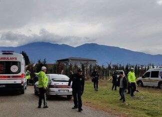 Özel harekat polisi; ailesinden 4 kişiyi katletti